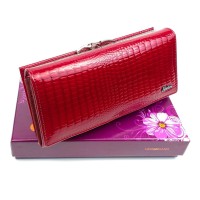 Жіночий шкіряний гаманець лаковий на кнопці HENGHUANG HH-AE1518-RED червоний
